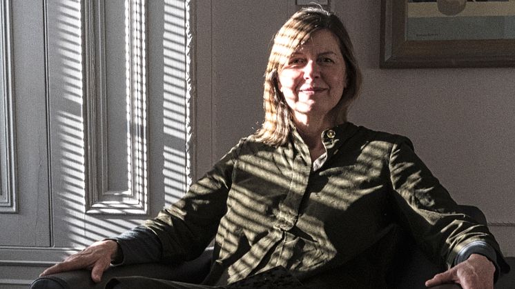 Andrea Peach ny professor i konsthantverk med inriktning konsthantverkshistoria och -teori