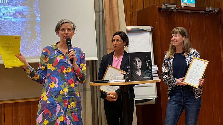 Camilla Stålner, undersköterska, och Annika Bergh, kommunikatör, representerade alla pristagare vid prisutdelningen.