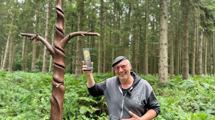 Alfred Bullermann hat mit seinem Entwurf für ein Wegekreuz und der Umsetzung in seinem Atelier die Wünsche seines Auftraggebers perfekt getroffen.