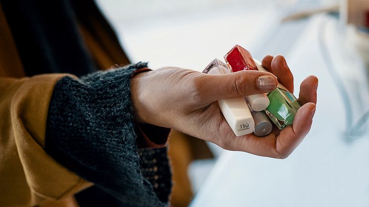 Ännu enklare att lämna kosmetiskt avfall i butik