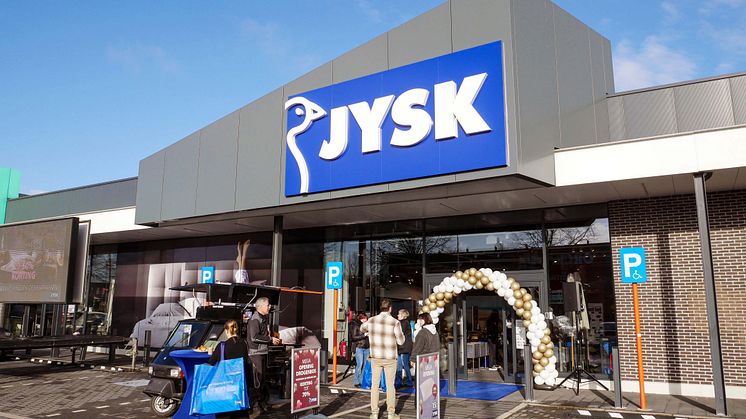 JYSK Drogenbos store front.jpg