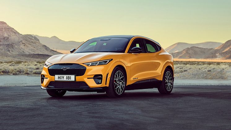 Den nye og lynhurtige Ford Mustang Mach-E GT. 