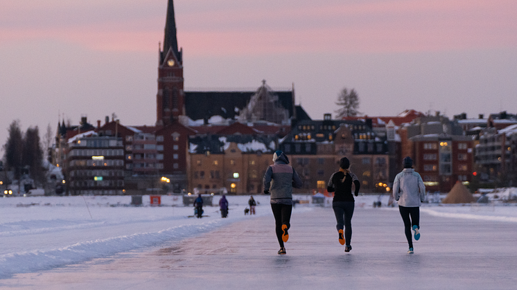 Stockholmarna uppger att de skadat sig mest det senaste året på grund av halka, och de är också mest missnöjda med halkbekämpningen. Källa: Halkrapporten