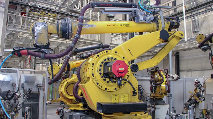 2 FANUC M-900iA-260L Industrial Robot