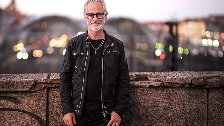 Uno Sveningesson pressbild Foto Pär Wickholm (2).jpg
