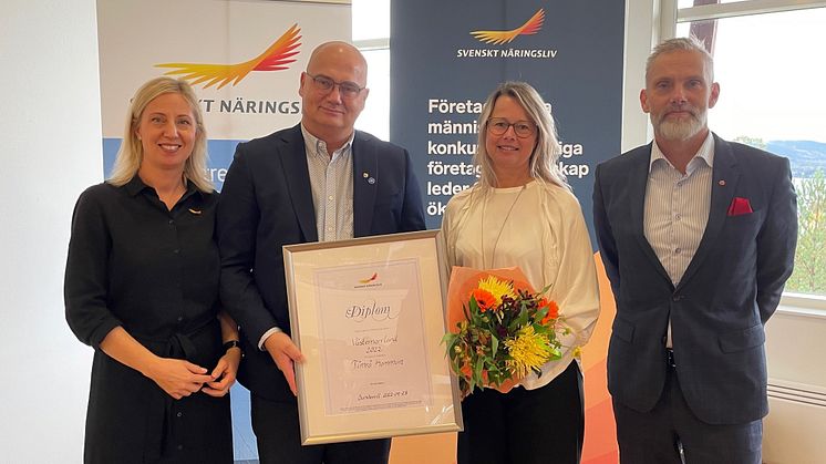 I bild: Eva Nordlander, regionchef Svenskt Näringsliv Västernorrland, Tony Andersson (M), oppositionsråd, Annelie Axelsson, chef för Tillväxt Timrå samt Stefan Dalin (S) kommunstyrelsens ordförande Timrå Kommun.