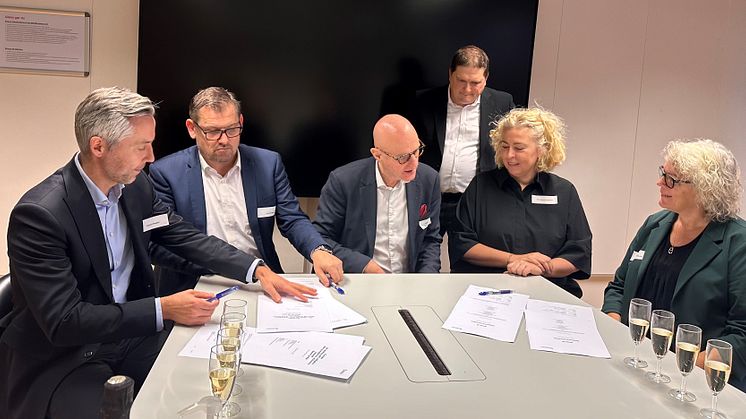 Signature seance Udannelses- og Forskningsstyrelsen