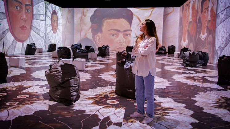 VIVA_FRIDA_KAHLO-IMMERSIVE_EXPERIENCE_Hamburg_MXA6129.JPG