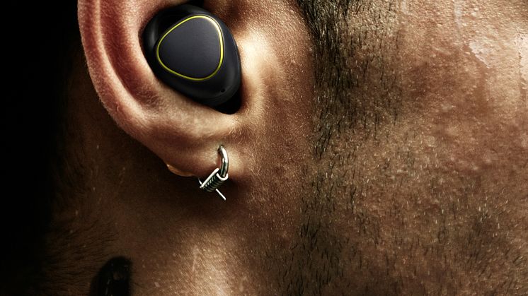 Gear IconX_lifestyle 1