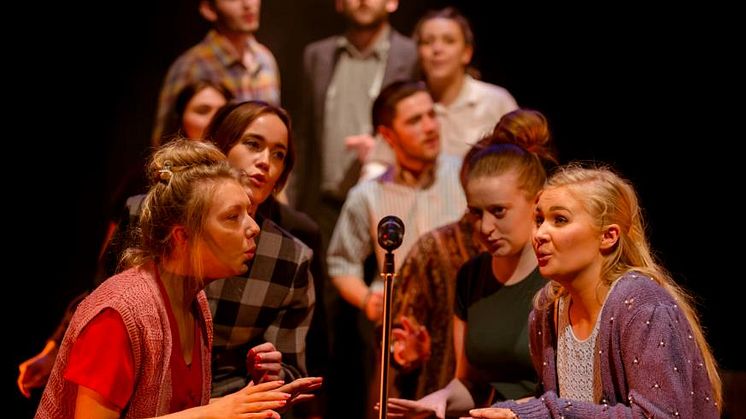 Northumbria University’s Performing Arts students star in In the Middle of the West. Copyright © Toph McGrillis 