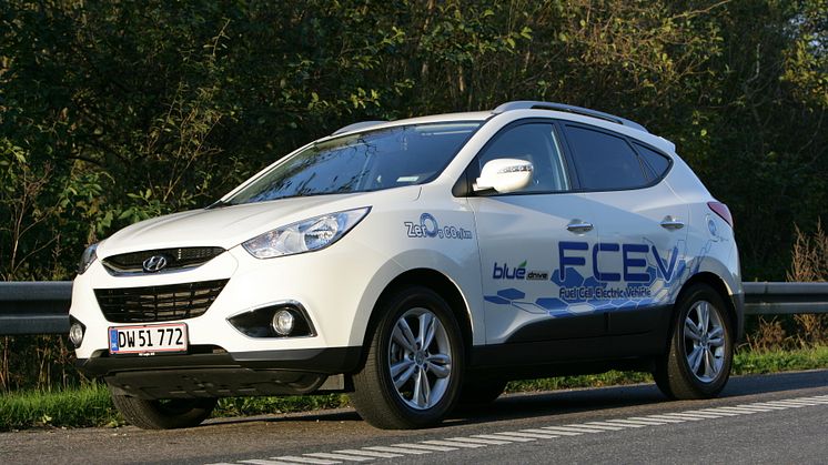 Hyundai ix35 Hydrogen (3/4 høyre side)