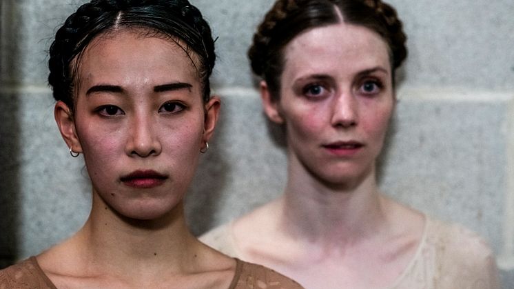 "Stillness thru movement" – Mei Chen och Rachel McNamee, GöteborgsOperans Danskompani