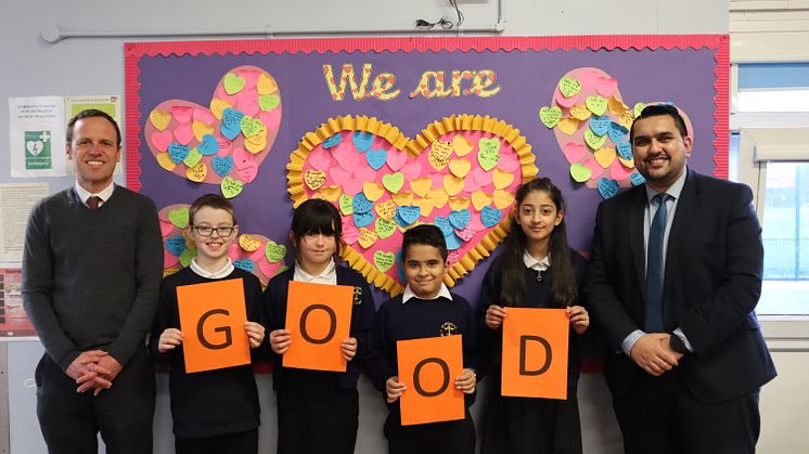 Steve Wedgeworth, head teacher at St Peter's CE Primary School, with Cllr Tamoor Tariq and school pupils.