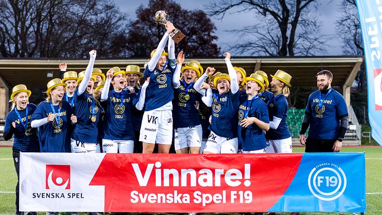 Umeå IK försvarade mästartiteln och behåller pokalen i Svenska spel F19