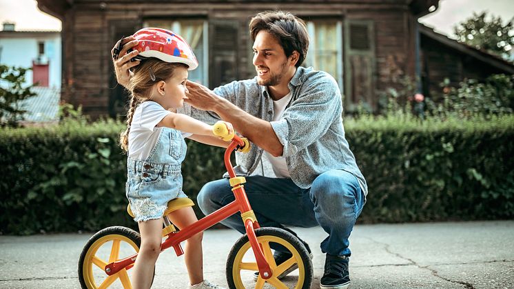 Der Gothaer Fähigkeitenschutz Kids wächst parallel zur Entwicklung des Kindes mit. Nach und nach werden der Verlust und das Nichterlernen von 18 Fähigkeiten versichert.