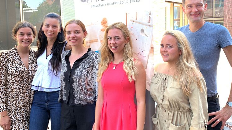 Pauline Beigel, Amelie Eulner, Rebecca Leiner, Lara Dürr, Paulina Oehrig und Studien-Dekan Prof. Dr. Andreas Beivers