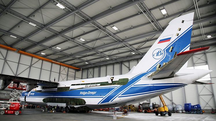 Wartungshangar der AMTES GmbH sowie eine Antonow An 124