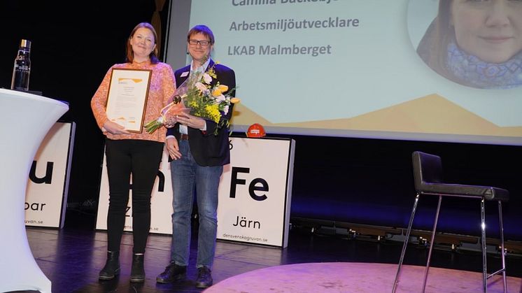 Årets vinnare Camilla Backebjörk tillsammans med GRAMKOS ordförande Gunnar Rådberg