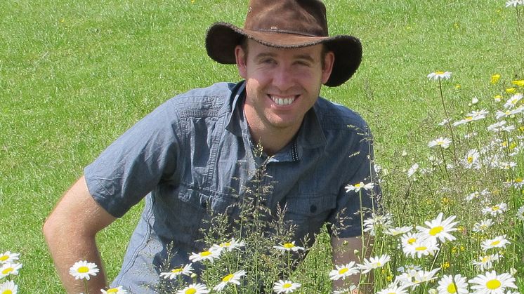 Dr Mark Goddard