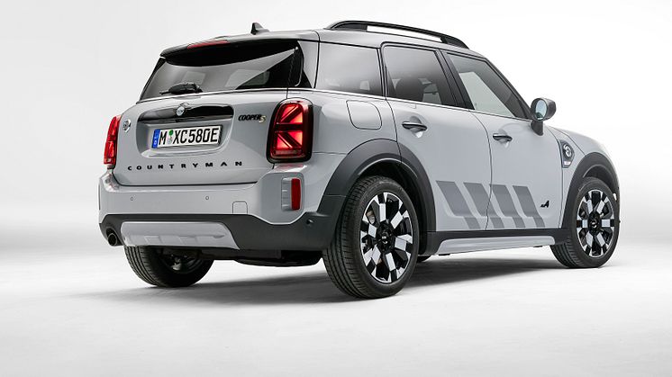 MINI Cooper SE Countryman ALL4 Untamed Edition