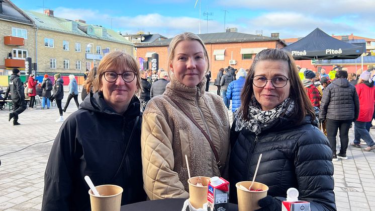 Eva Nordlund, Josefin Sandlund och Inger Salmi