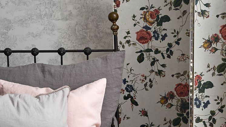 A Vintage Book Toile de Jouy, Flower Bouquets