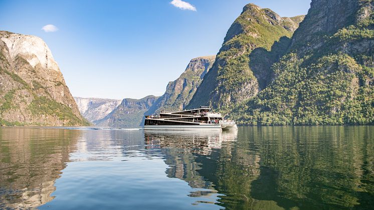 Et fjordcruise med elektriske Future of The Fjords er ikke helt som andre båtturer