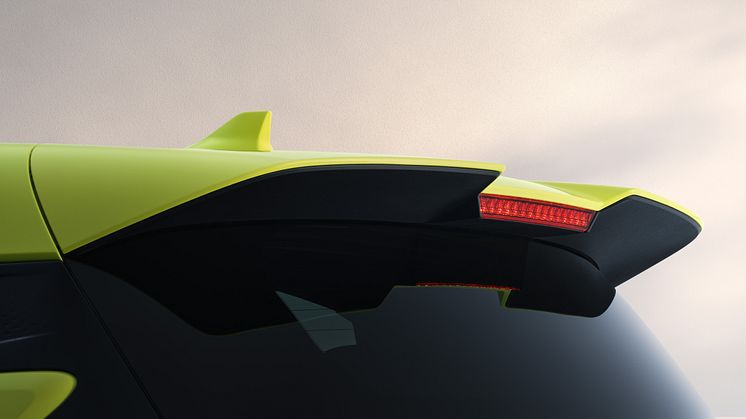 09, DolphinSurf_LHD_Green_Spoiler_High-mounted stop lamp_Download_JPG 5000PX.jpg