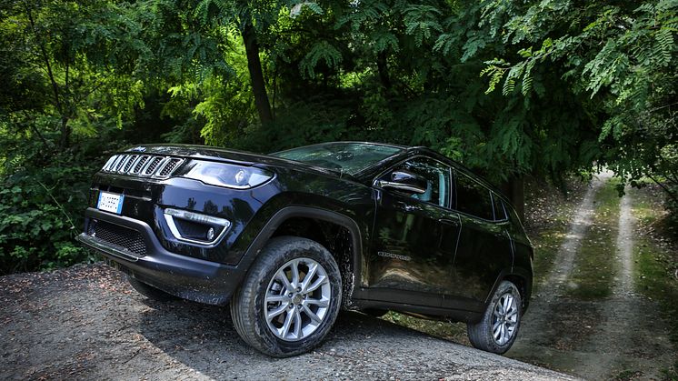 Jeep Compass Limited_4xe (12)