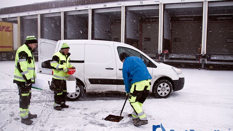 DHL i samarbete med organisationen Rent Dagvatten 