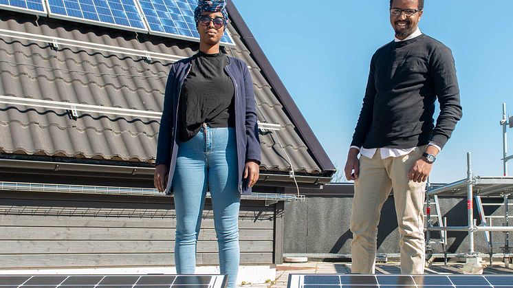 Faisa Abdi och Muse Farah, QC Renewable Energy, vill bygga en hållbarare värld med solceller från Dalarna i Sverige till Somalia och Kenya