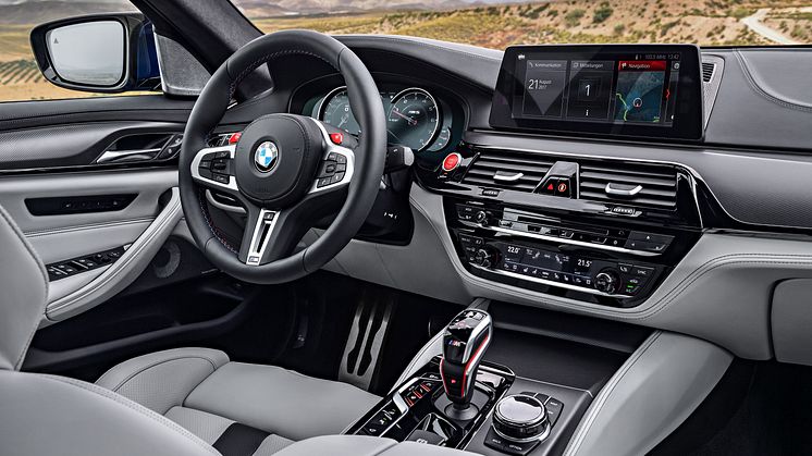 HELT NYA BMW M5