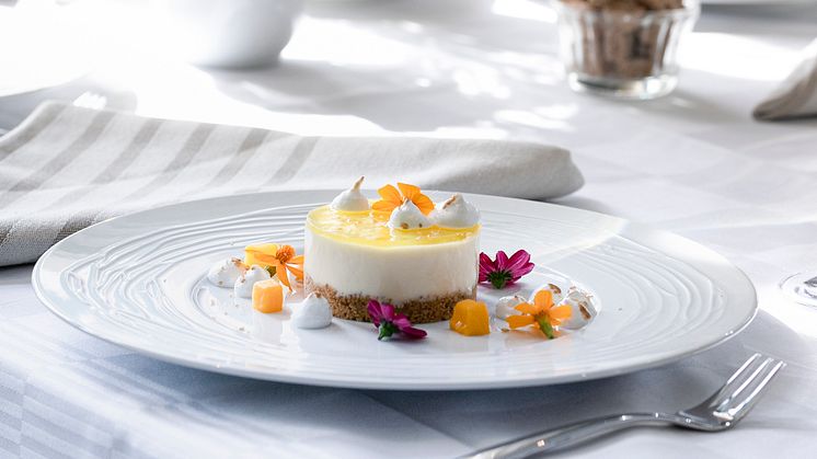Citroncheesecake beskuren.jpg
