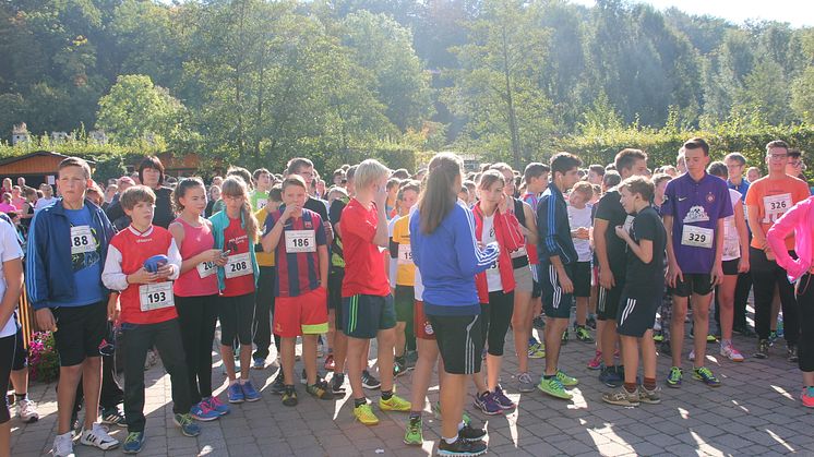Sponsorenlauf in Oschatz: Thomas-Mann-Gymnasium läuft für Bärenherz