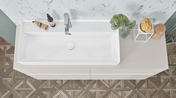 Bathroom furniture Collaro_V&B_High
