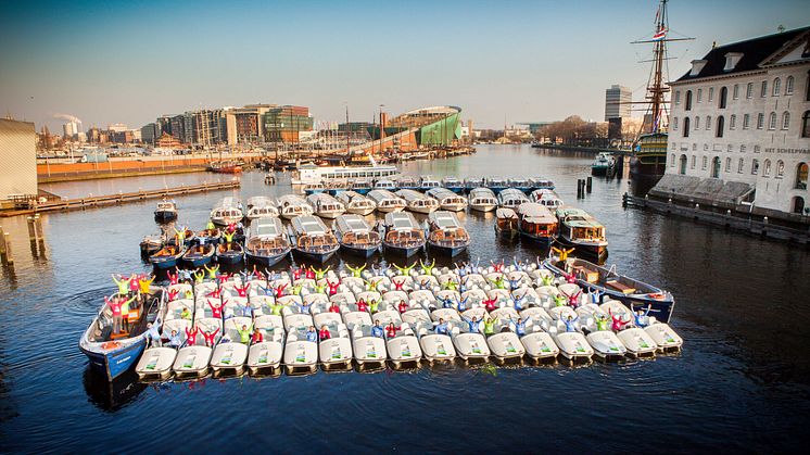 Canals flotta i Amsterdam