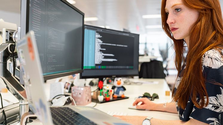   The Department of Computing Science at Umeå University is working actively to create a good and inclusive working environment for everyone, whether you are male, female or non-binary. Image: Raenge/Unsplash