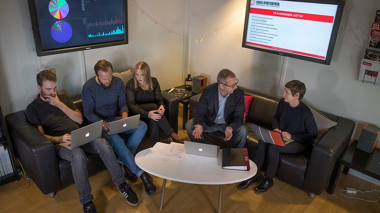 Martin Fredriksson, Ulf Fahlén, Johanna Hovnert, Matti Larsson och Emma Boëthius,  nominerade till Stora Journalistpriset 2017