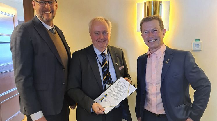 Fredagen 28 april 2023 överlämnades kött- och charkbranschens inspel till Livsmedelsstrategin 2.0.