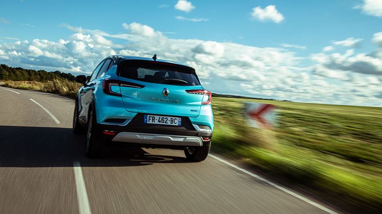 Renault_Captur_E-TECH_Dynamiske_17