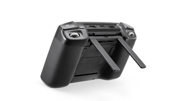DJI_Mavic2_Smart-Controller_08_rgb_72