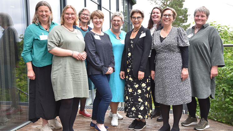 Styret i Norges Bygdekvinnelag 2022-2024. Fra v. Eva Dybwad Alstad, Marit Green Tymczuk, Ellen Margrethe Garn, Sanna Røhr, Monika Frisvold Vågan, Jorun Henriksen, Signe Opdal, Kari Frank og Borgny Sletten. I tillegg Marit Blekastad. Foto Helle Berger