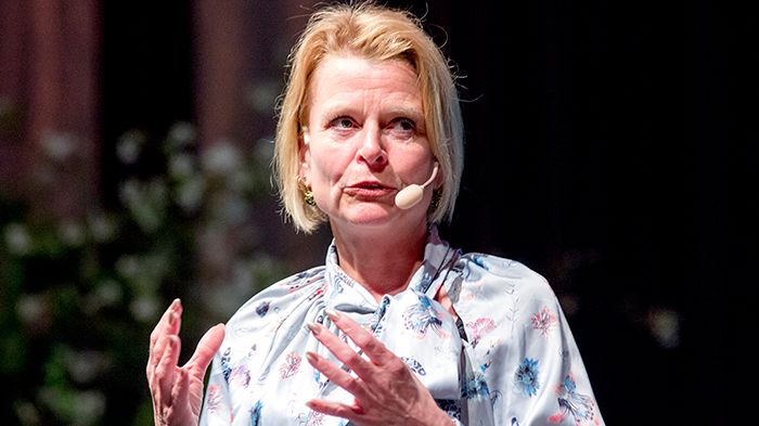Barn- äldre- och jämställdhetsministern Åsa Regnér 