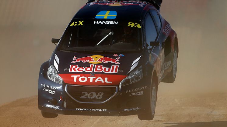 Team Peugeot Hansen utökade VM-ledningen i Barcelona 
