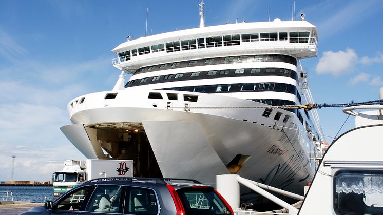 Tallink_Silja_Victoria_Autos