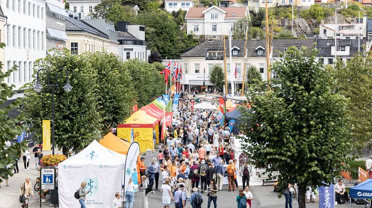 Grønn Byggallianse deltar på Arendalsuka 2022. Kom på arrangementer der vi deltar, eller ta kontakt om du vil treffe oss! Foto: Mona Hauglid/Arendalsuka