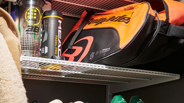 1_Elfa_Clothing_shelving_system_2022_03_399