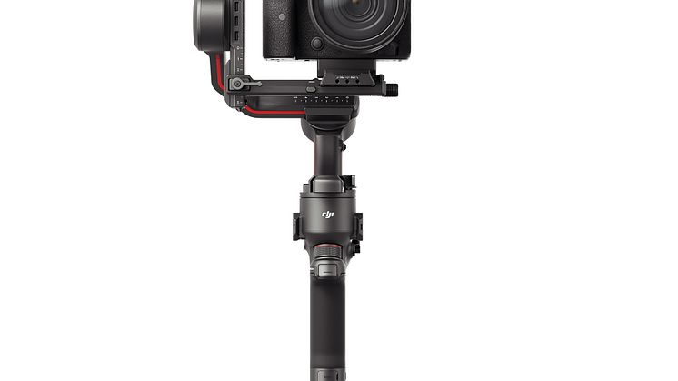 DJI RS 3 - Complete setup - front view (no tripod)
