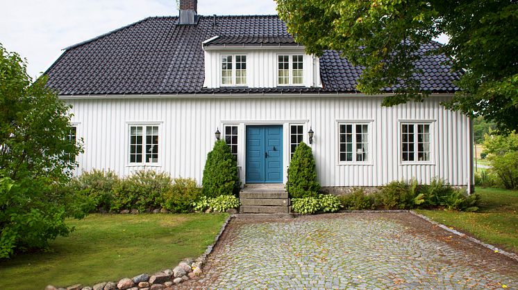 Lyst eller mørkt hus? Ta utgangspunkt i omgivelser og arkitektur!