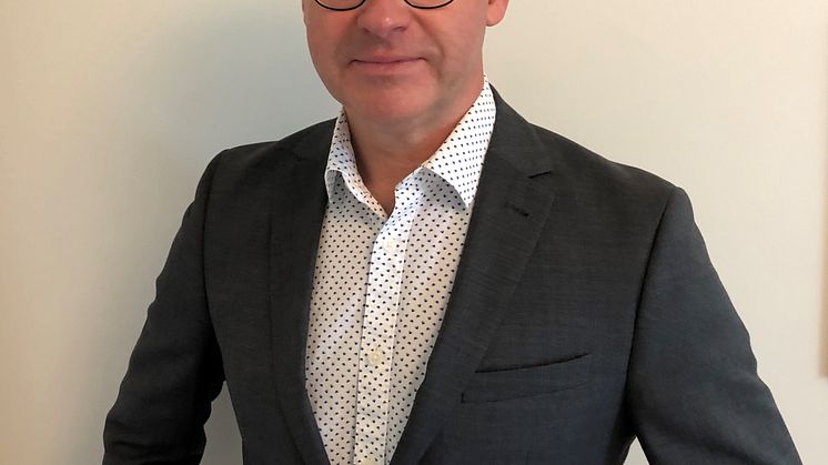 Peter Calderon 1.jpg